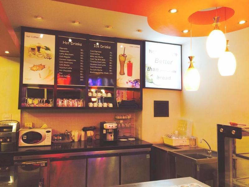 Enjoy'S Beach House & Cafe' Ban Karon Bagian luar foto